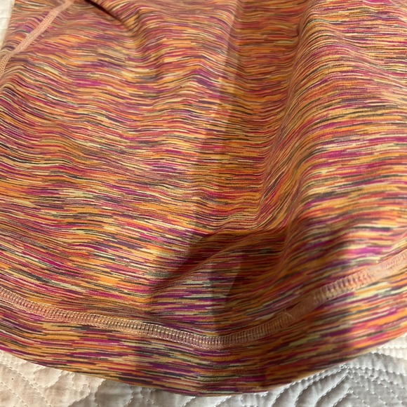 Lululemon athletica scoo neck tank, size 4 - Picture 8 of 13